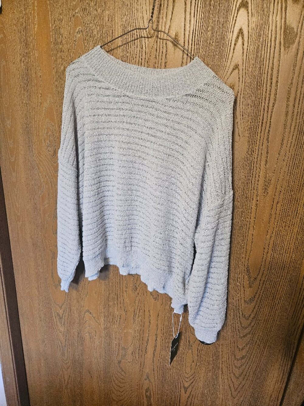 NWT Round Neck Dropped Shoulder Relaxed Casual Sweater Women's Med - $34.95 MSRP